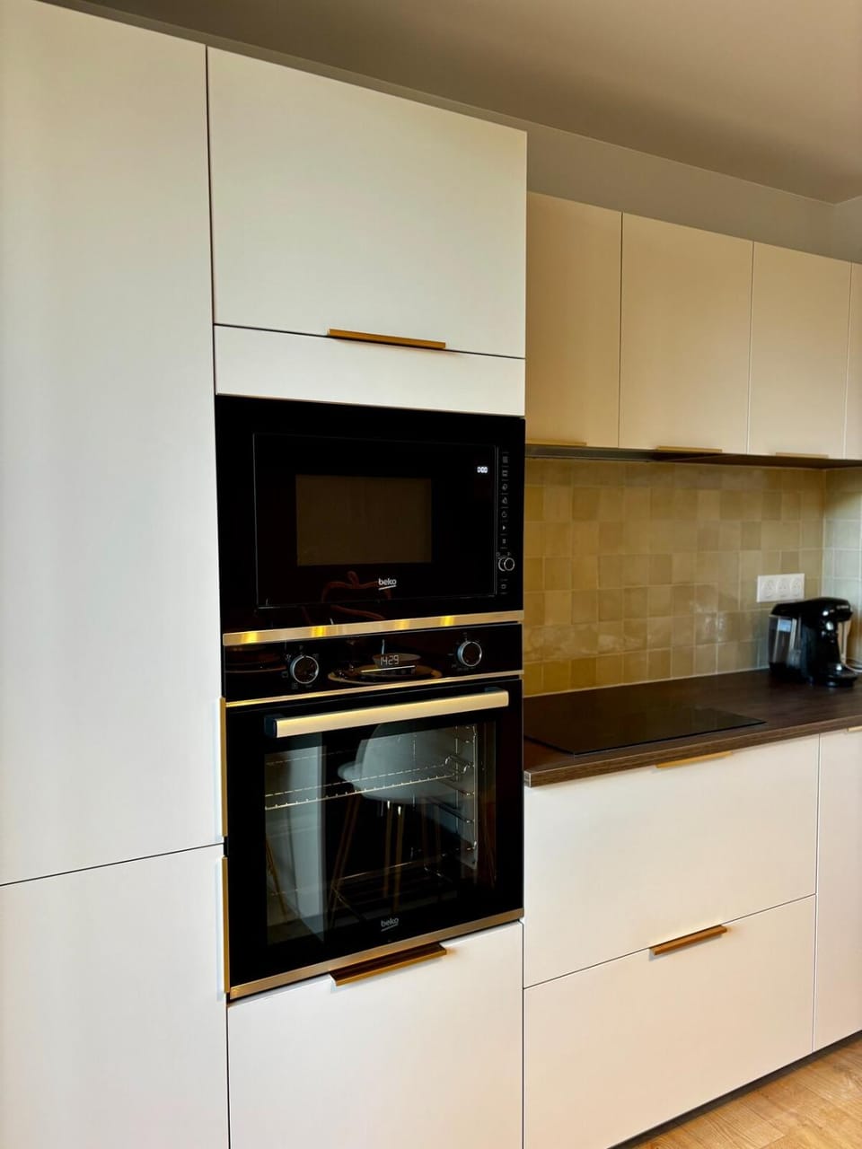 Kitchen or kitchenette, microwave, oven, kitchen