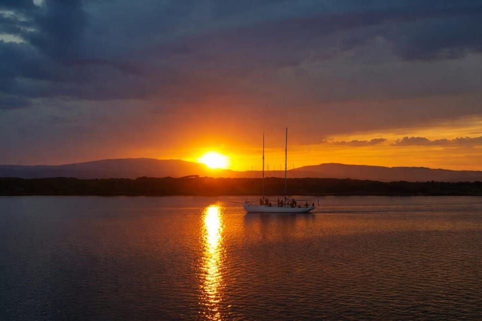 Natural landscape, Lake view, Mountain view, Sunset