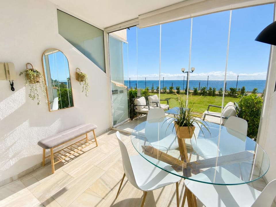 Patio, Natural landscape, Seating area, Dining area