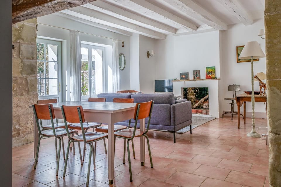 Appartement de charme 4 p dans résidence avec piscine avec piscine 5 mn Amboise - RESTRIE BLOIS Apartment in Centre-Val de Loire