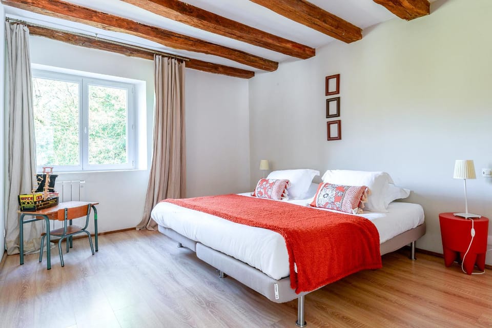 Appartement de charme 4 p dans résidence avec piscine avec piscine 5 mn Amboise - RESTRIE BLOIS Apartment in Centre-Val de Loire