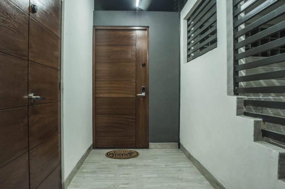 D202 Downtown apartment, one bedroom, AC, WiFi 7 Apartment in Santiago de Queretaro