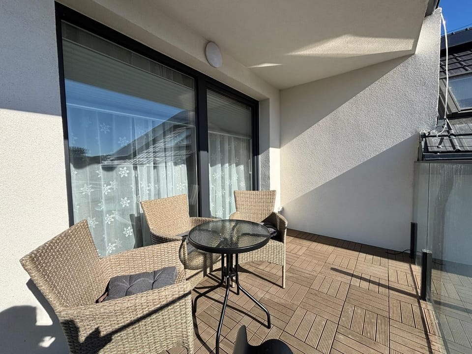 Balcony/Terrace, Seating area