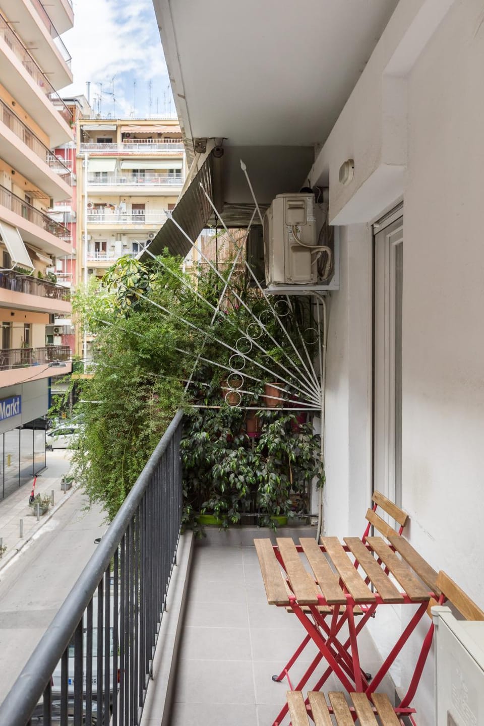 Property building, Balcony/Terrace