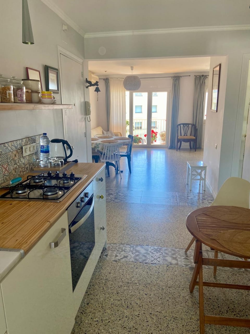 Communal lounge/ TV room, kitchen