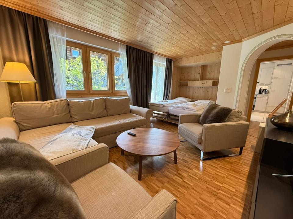 Bed, Living room