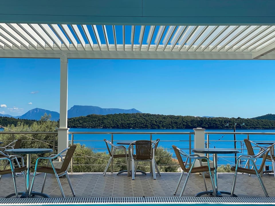 Patio, Day, Natural landscape, View (from property/room), Balcony/Terrace, Sea view
