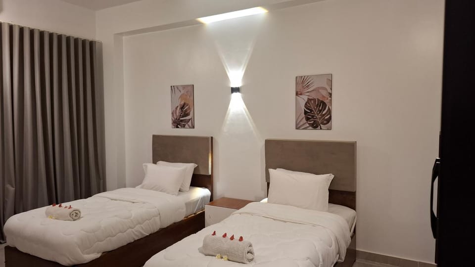Malak house swimming pool &Garden Apartment in Luxor