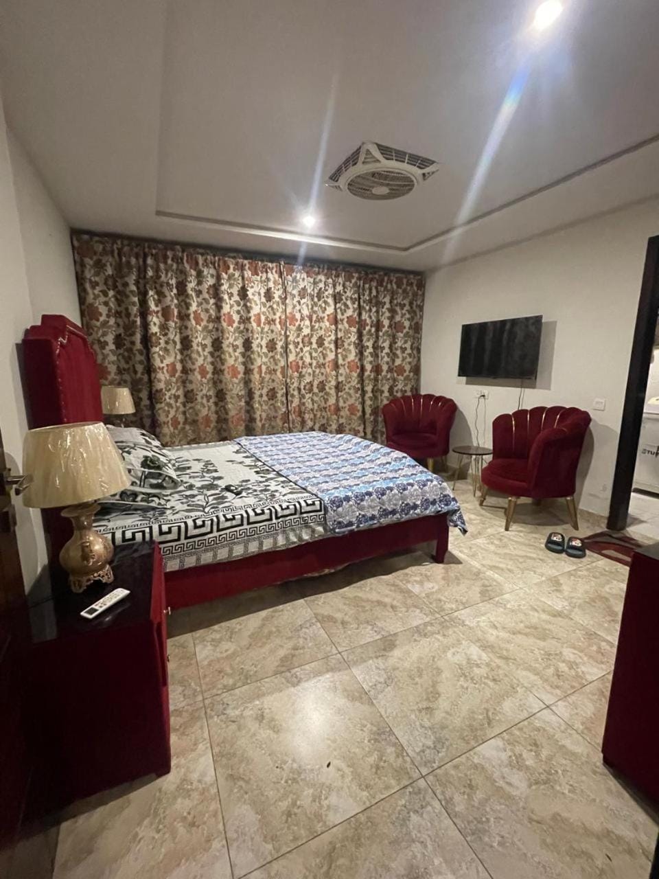Studio Apartment - Quid Block - Bahria Town Apartment in Lahore