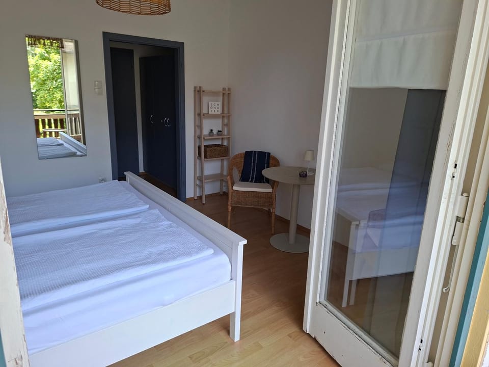 Barbara's Zimmer im Zentrum 2 Bed and Breakfast in Velden am Wörthersee