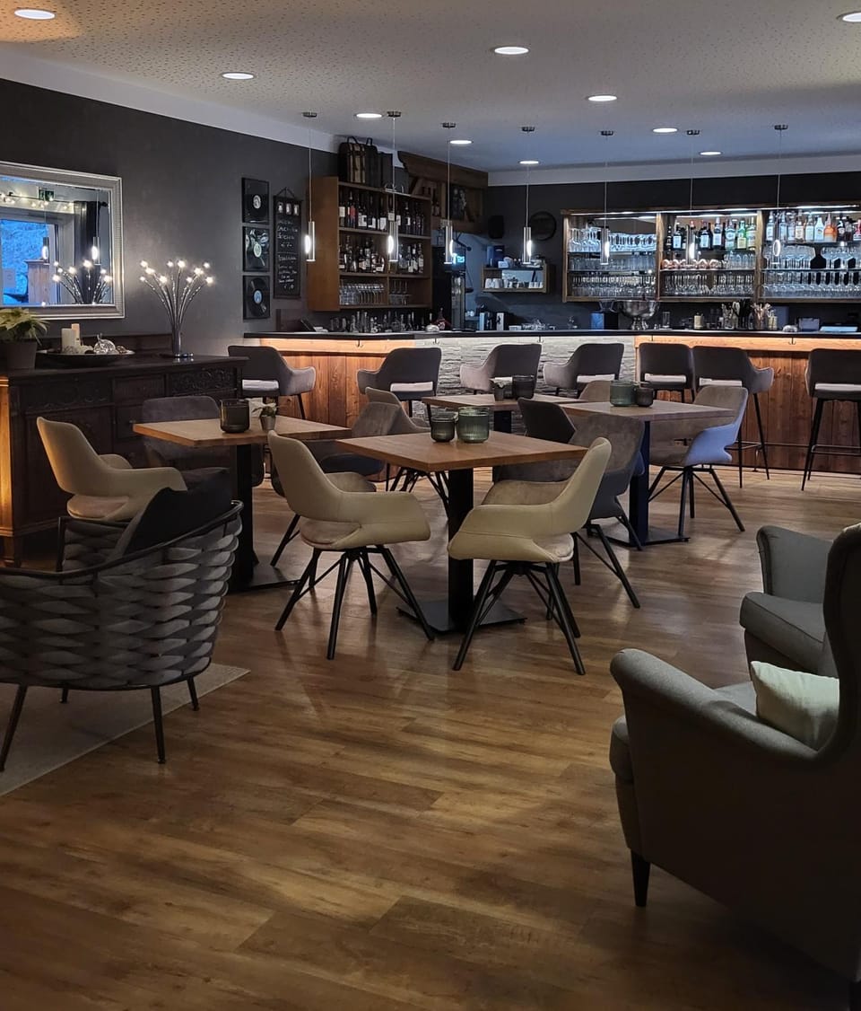 Lounge or bar