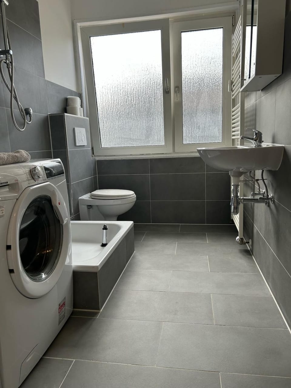 L19 - 2ZKDB - frisch saniert Apartment in Wuppertal