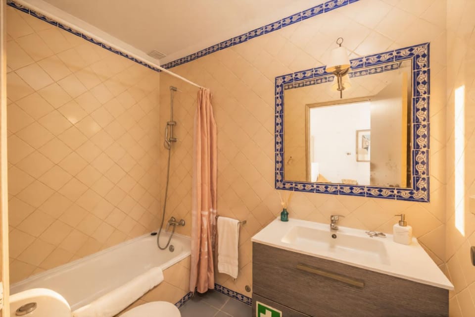 Bathroom, Bathroom