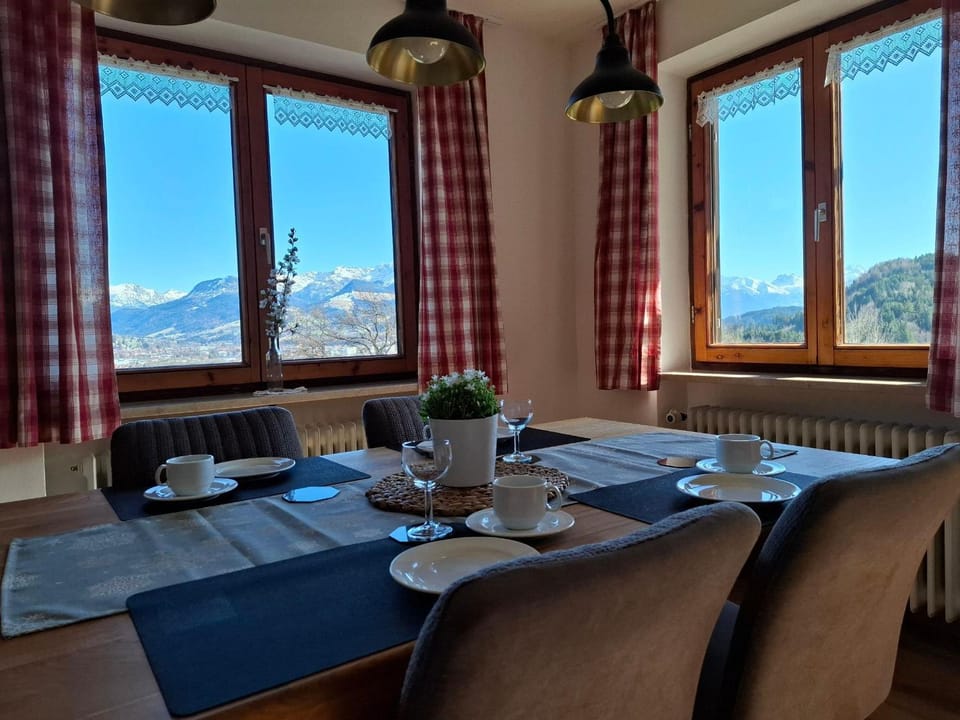 Natural landscape, Dining area, Mountain view