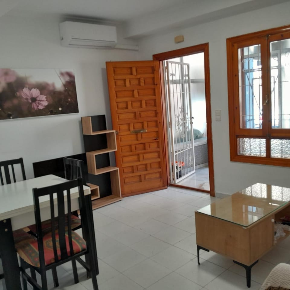Living room, Dining area, air conditioner