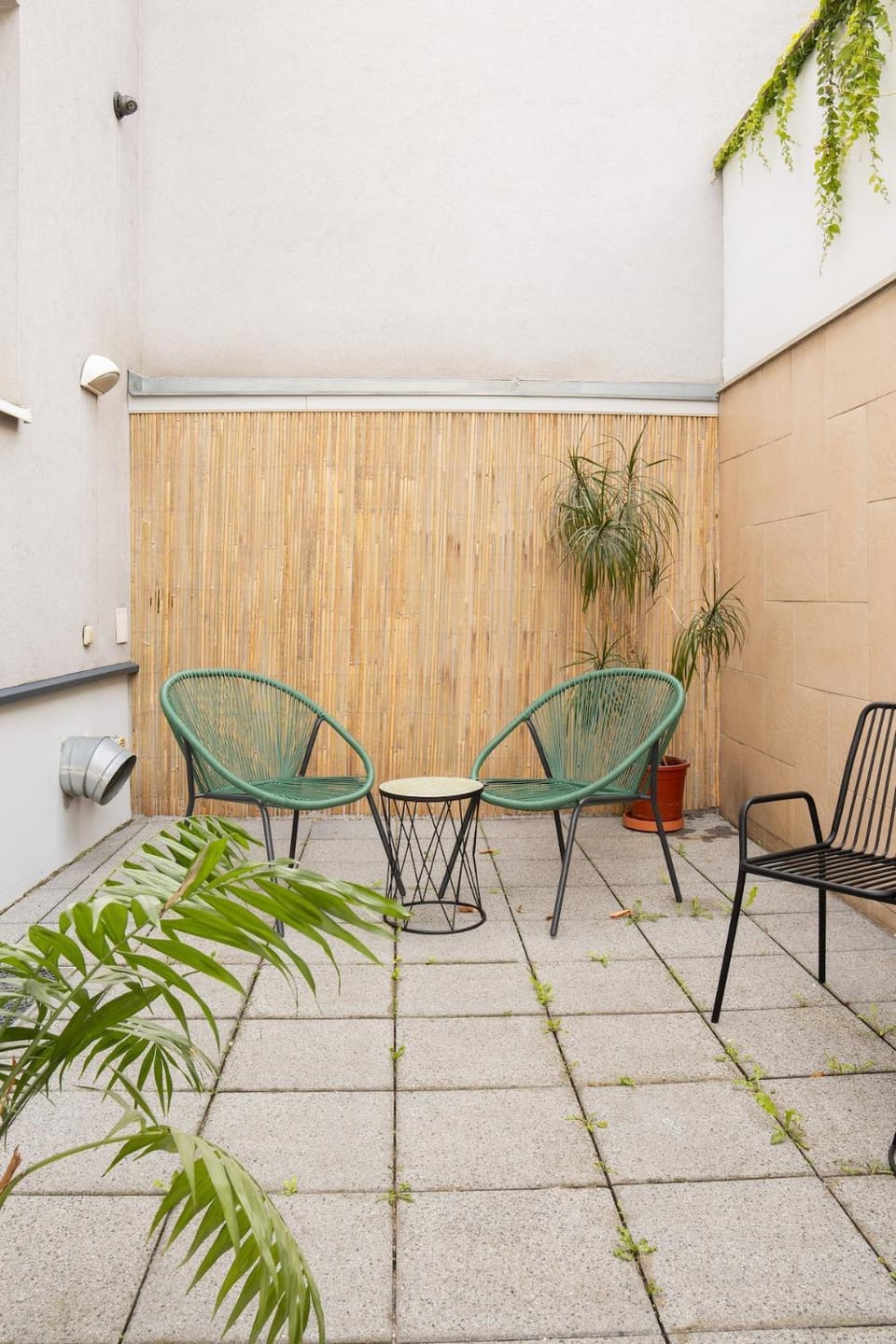 N15 Elegant apartment near train station with AC Apartment in Bratislava