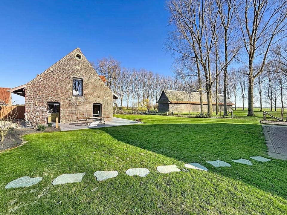 Vill’Anglaise – Spacious holiday home for 14 Villa in Hauts-de-France