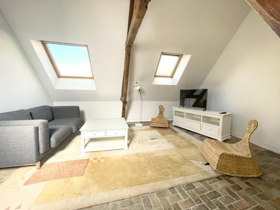 La Chapelle · Vue cathédrale · Chartres centre Apartment in Chartres