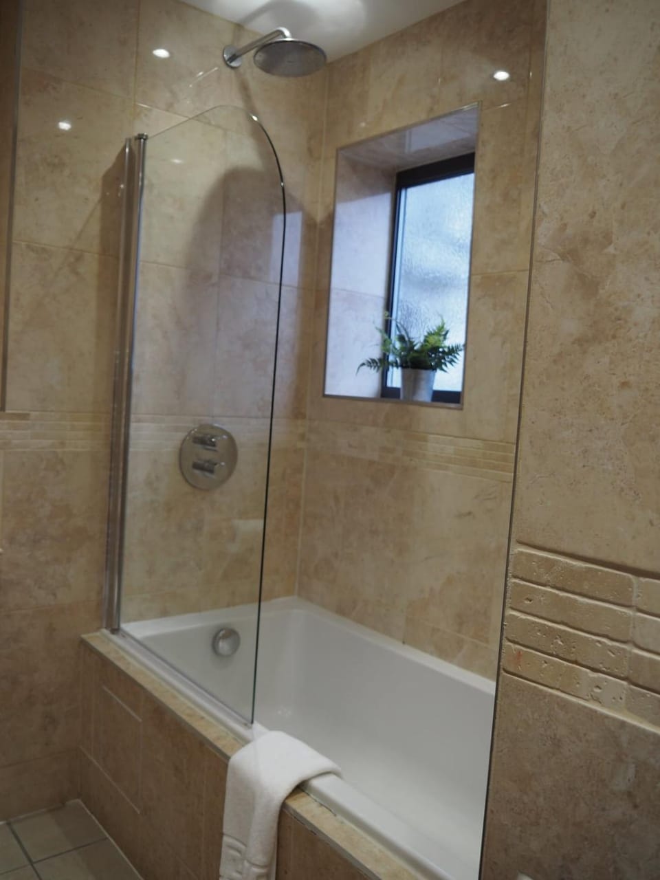 Dog Friendly Seaside Flat on the Salt Path Apartment in Westward Ho