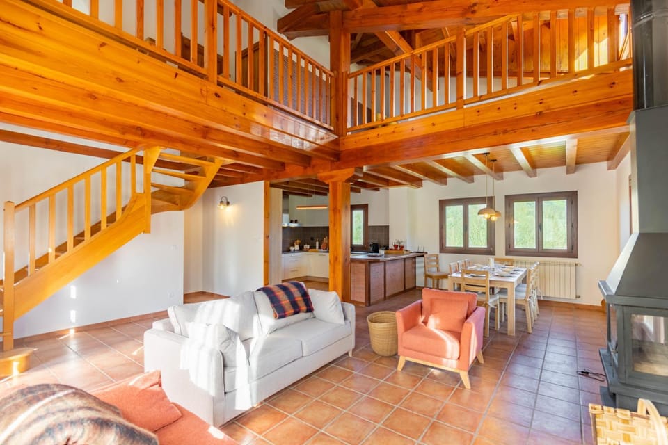 Amplia casa con barbacoa y vistas al valle Chalet in French Basque Country
