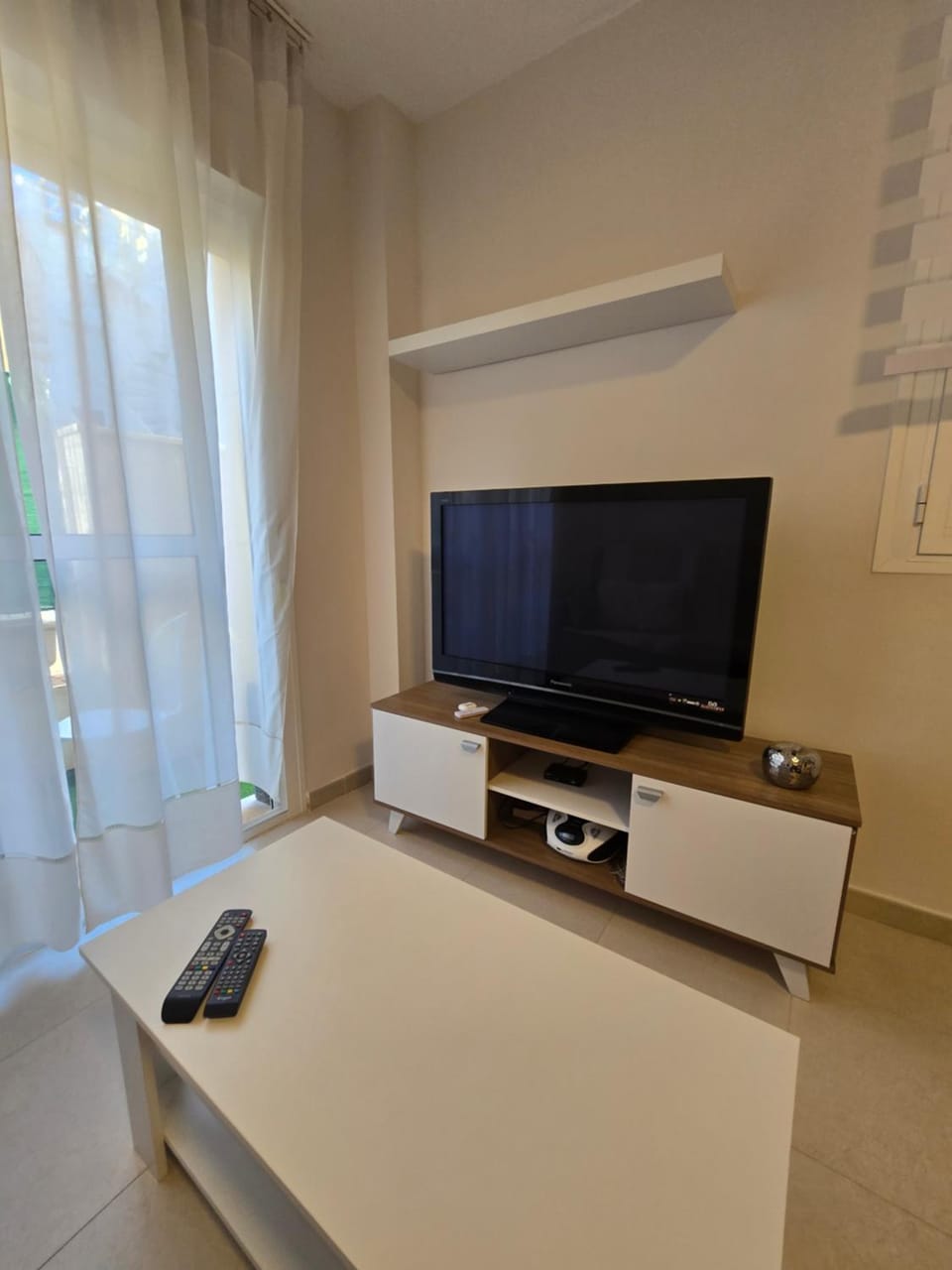 Communal lounge/ TV room, TV and multimedia