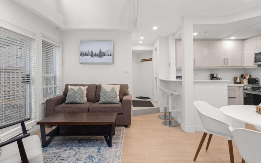 Glaciers Reach 110 by Whistler Premier Apartment in Whistler