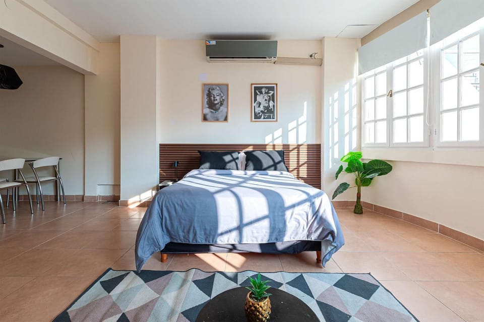 Bed, air conditioner