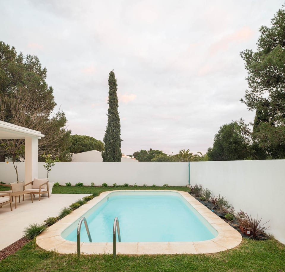Prainha Beach Villa House in Alvor