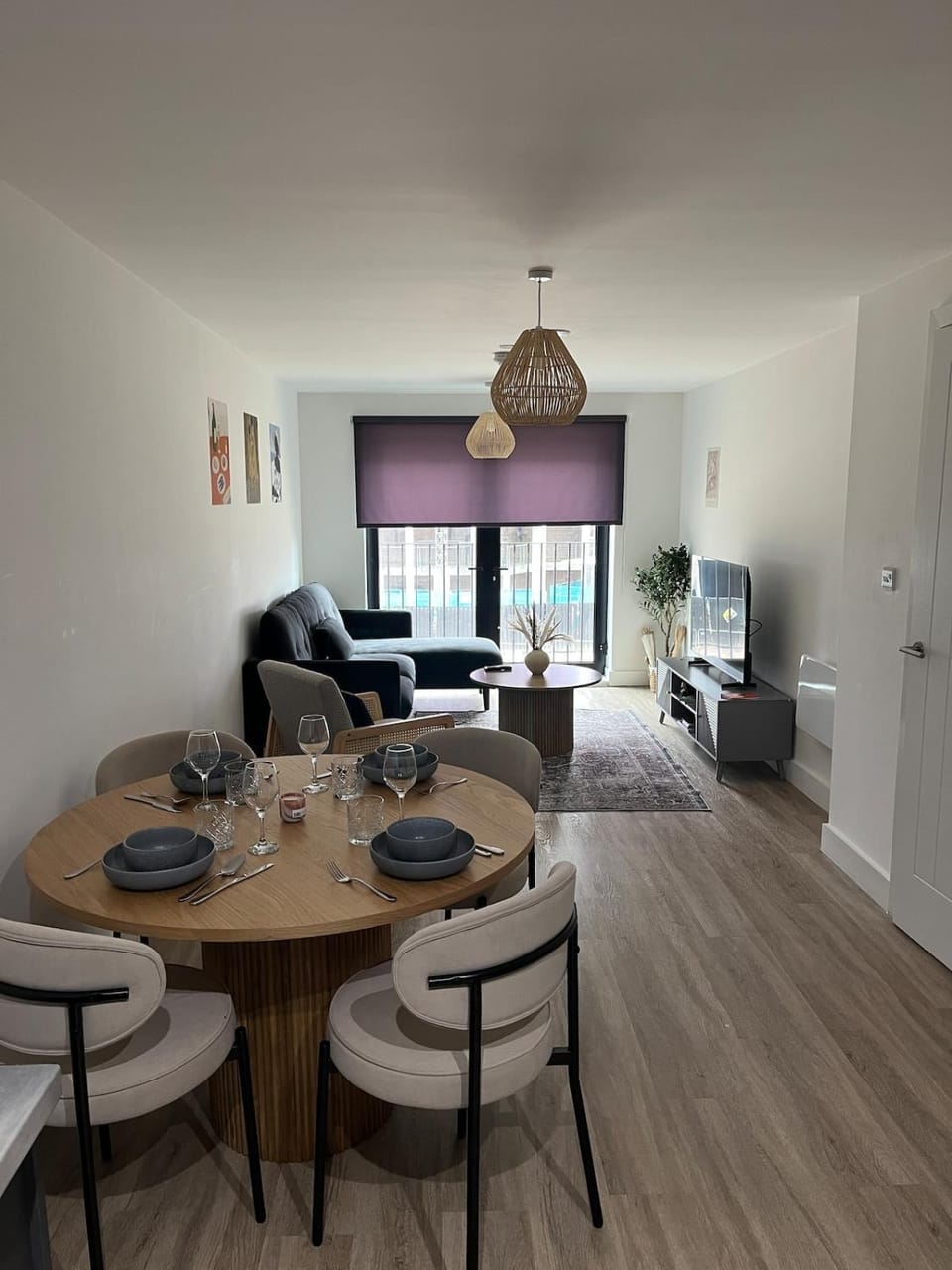 TV and multimedia, Living room, Seating area