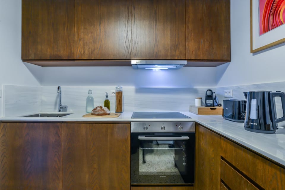 Coffee/tea facilities, Kitchen or kitchenette, oven, toaster