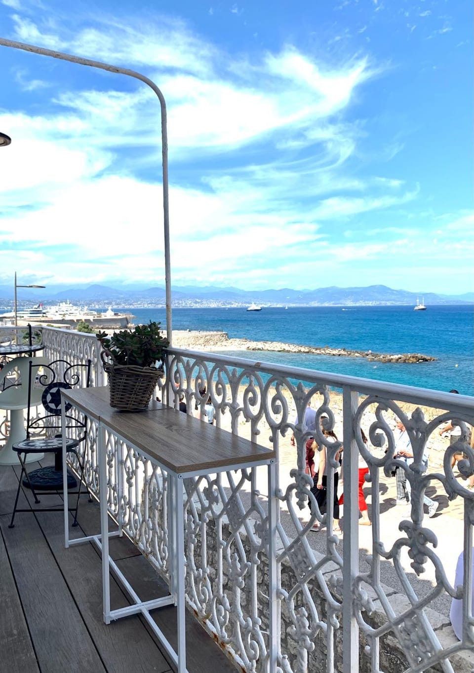 View (from property/room), Balcony/Terrace, Balcony/Terrace, Beach