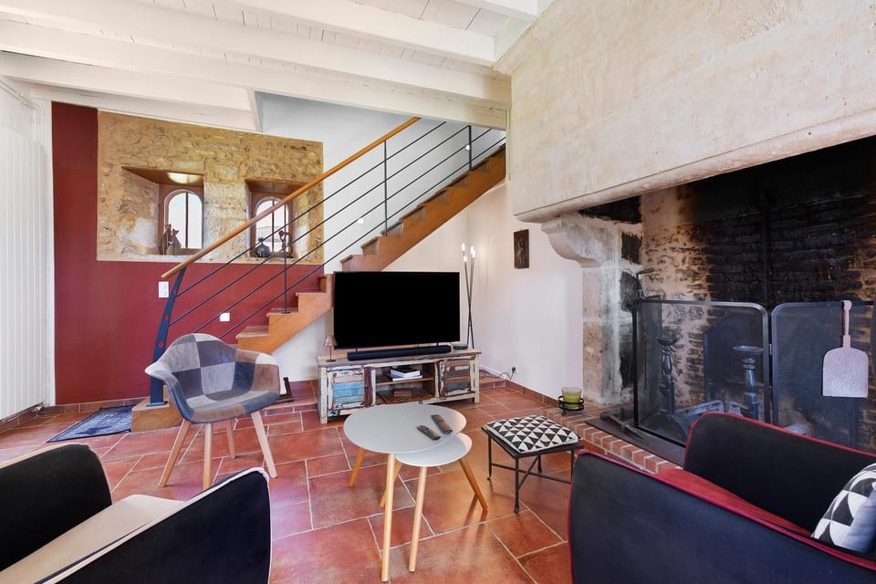 Property building, Living room