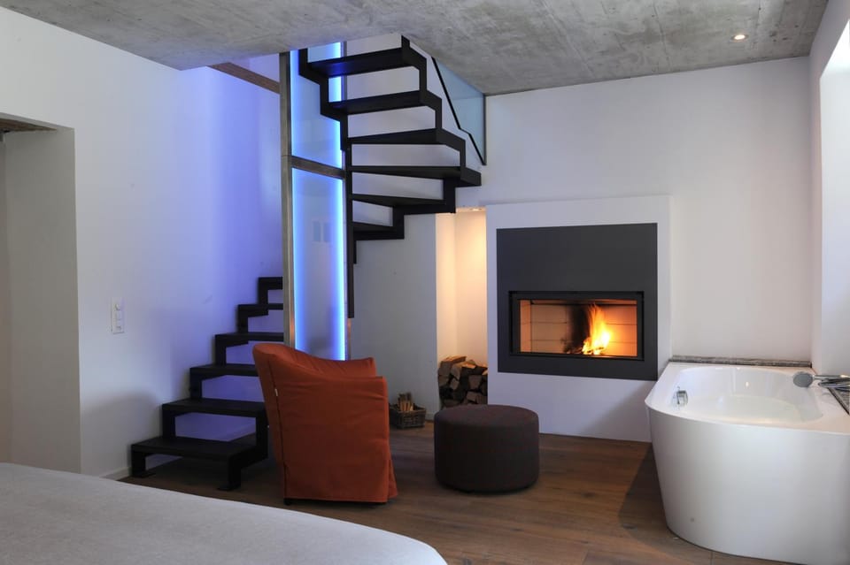Bathroom, Bedroom