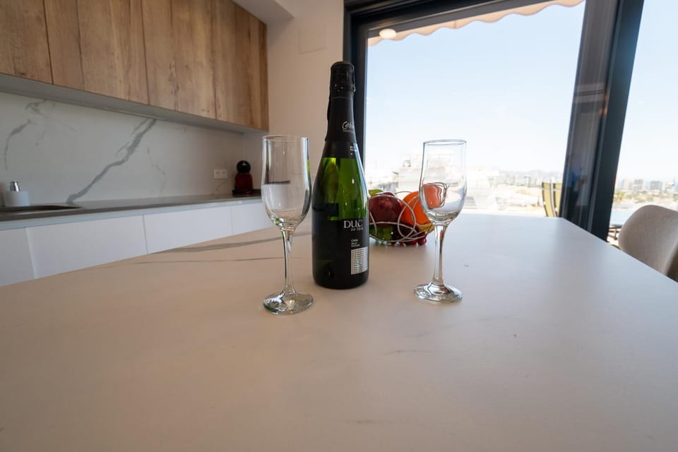 Camporosso Serpentine Apartment in Marina Baixa