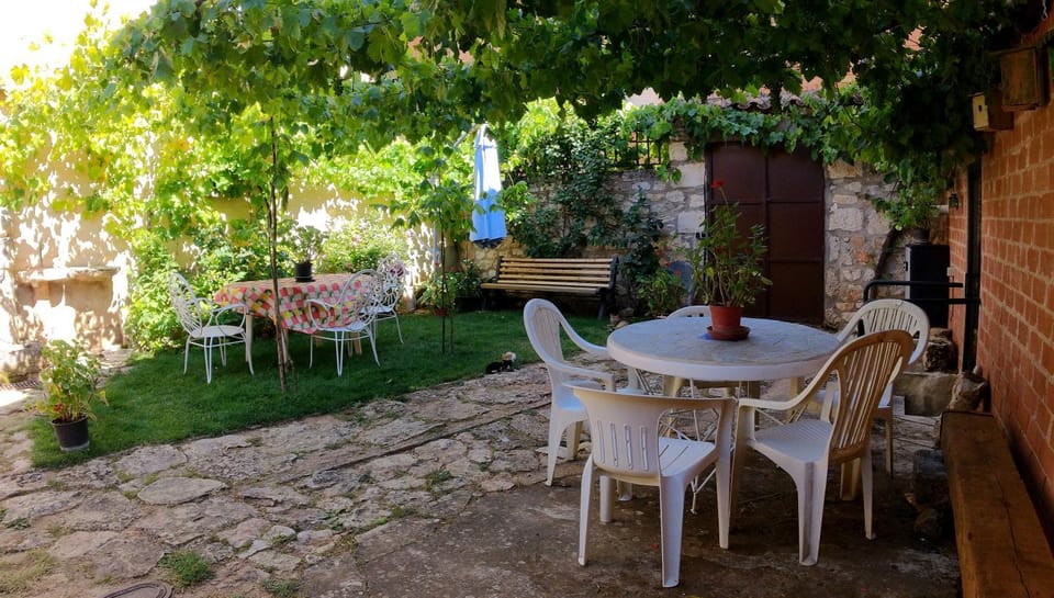 Patio, Garden