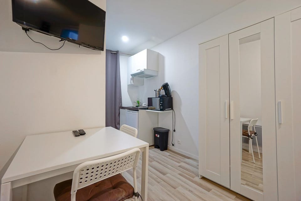 Peaceful studio on courtyard - Paris 15th Apartment in Paris