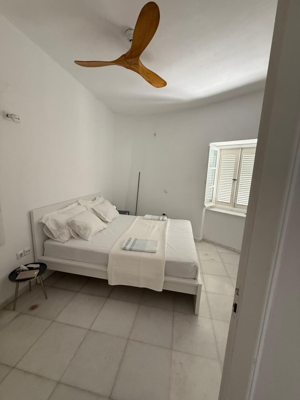 Ancient Wall House House in Paros