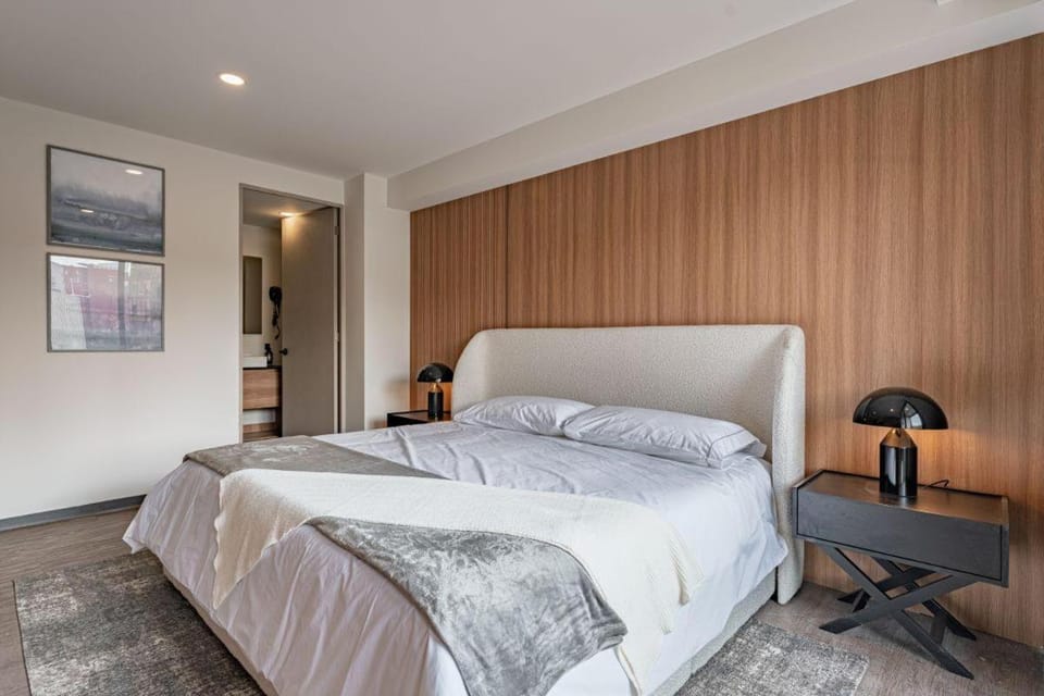 Frontera 23 by Escajal Homes House in Mexico City