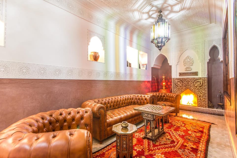 Communal lounge/ TV room