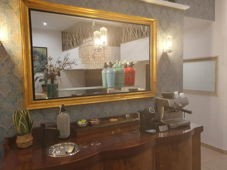 Coffee/tea facilities