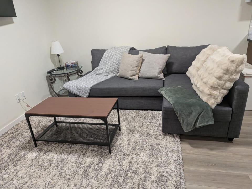 2 Bedroom Guest Suite in SW House in Calgary