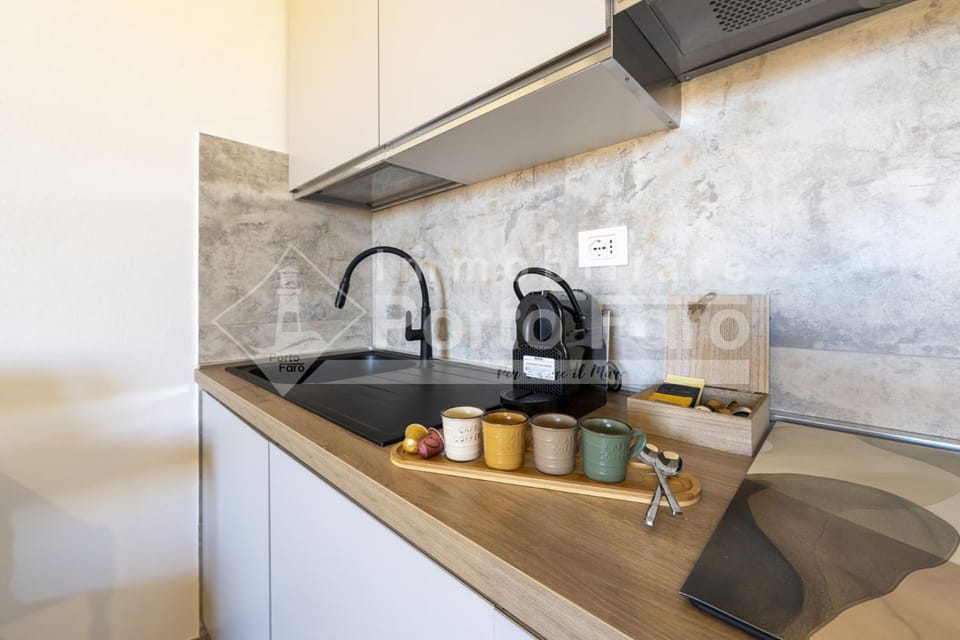 Clarissa's Charming House Apartment in Palau