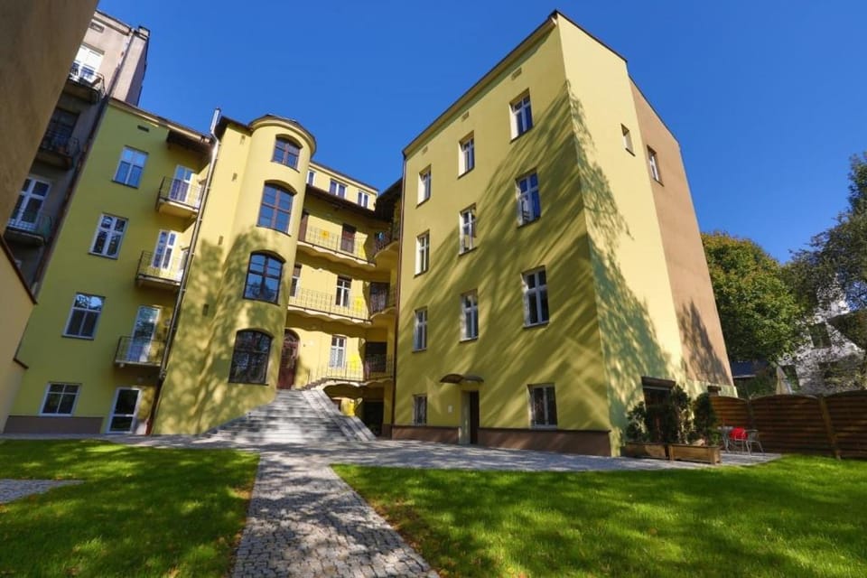 Garden, Garden view