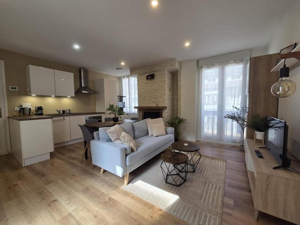 La Charmante Apartment in Évian-les-Bains