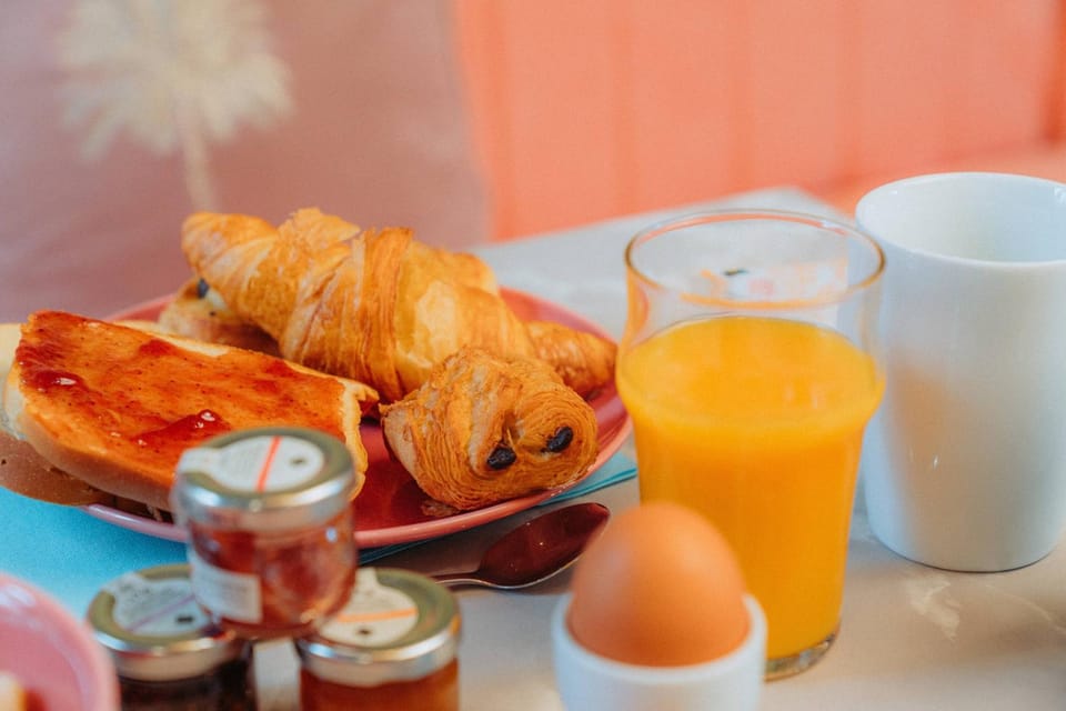 Breakfast, Continental breakfast, Continental breakfast, Buffet breakfast, Buffet breakfast