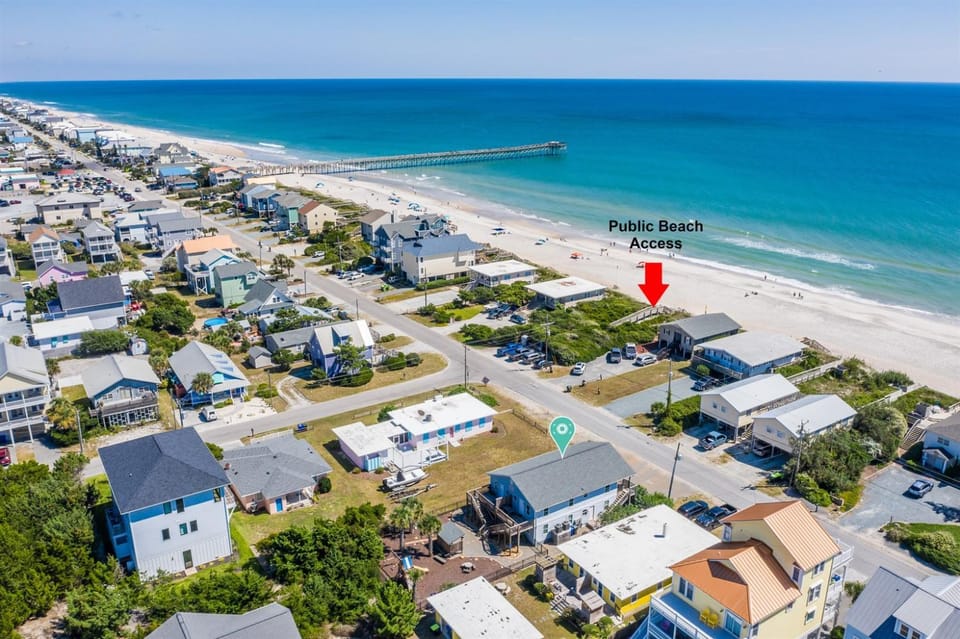 The Hideaway C- Beach - Dog Friendly - Playground - Bikes - Fenced in Yard Apartment in Surf City