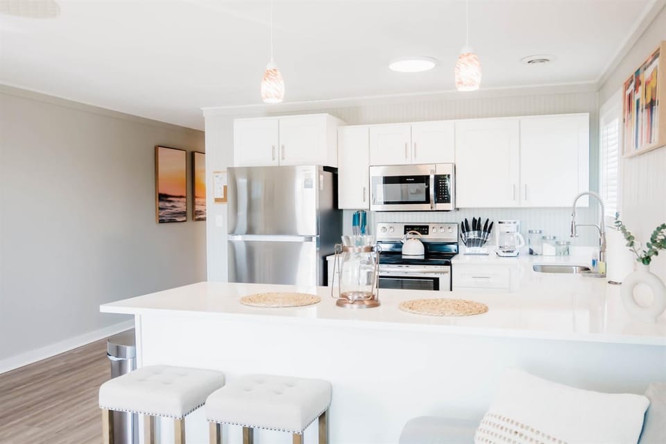 The Hideaway D- Beach - Dog Friendly - Playground - Bikes - Fenced in Yard Apartment in Surf City