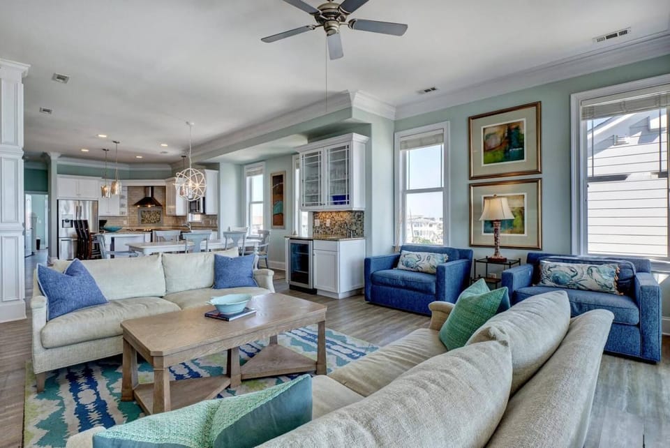 Tipsy Turtle North- Oceanfront Oasis - Pool - Dog Friendly House in Surf City