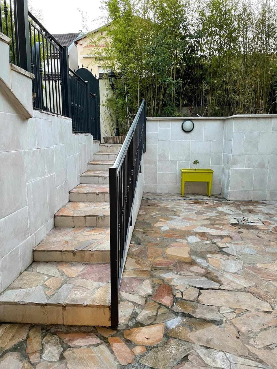 Amazing apartment with a private terrace Apartment in Drancy