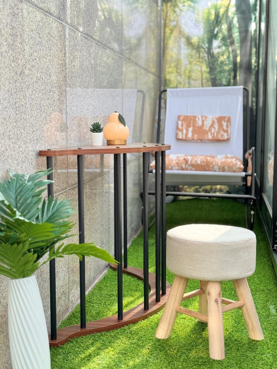 Patio, Seating area